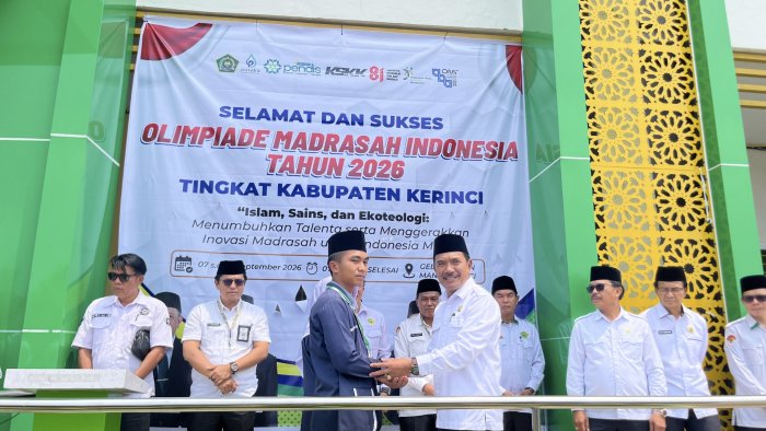 Kepala Kankemenag Kerinci Apresiasi Semangat Siswa Madrasah