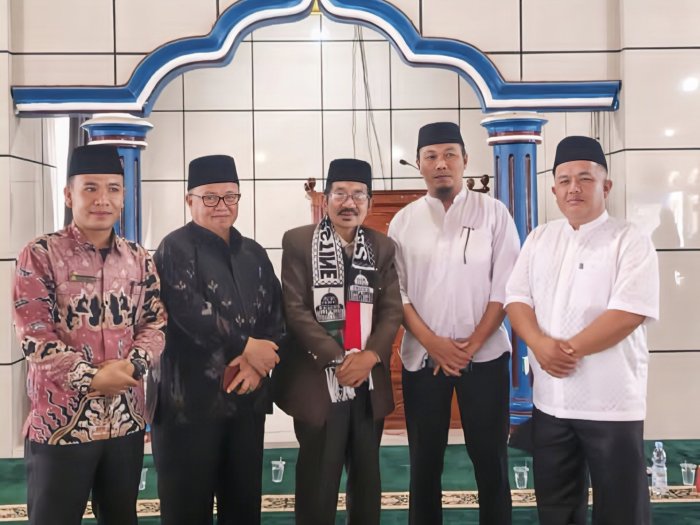 Syiar Islam di Era Modern: KH. Jasrial Zakir Oesman Pukau Civitas Akademika MAN 3 Kerinci