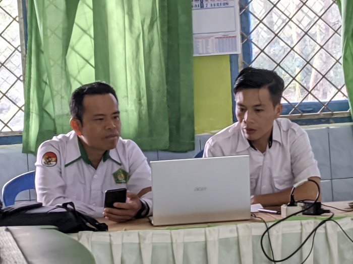 Peran Penting Operator Data di MAN 3 Kerinci