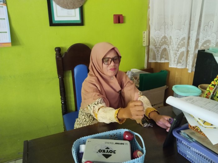 Staf TU MAN 3 Kerinci Tingkatkan Layanan Administrasi