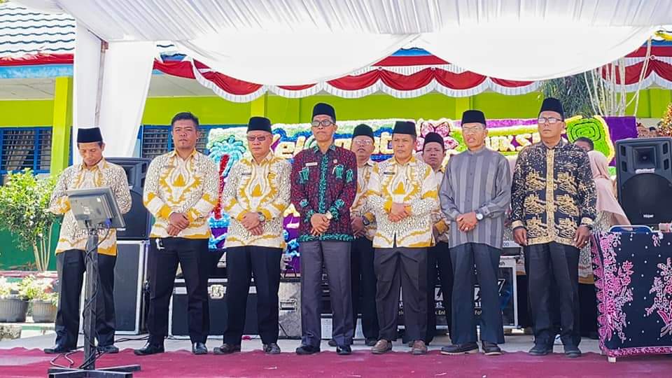 Perpisahan dengan Purna Tugas dan Pindah Tugas MAN 3 Kerinci penuh Haru