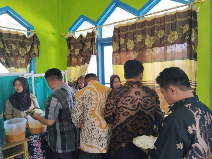 Siswa MAN 3 Kerinci Gelar P5 dengan Memasak Bersama