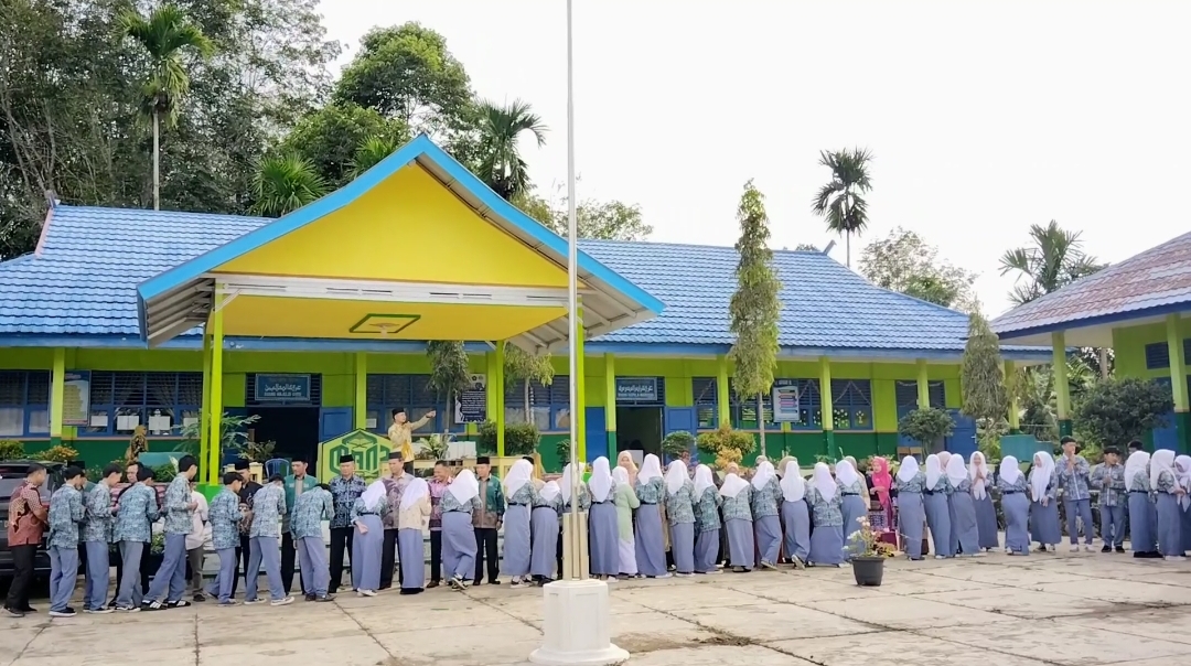 Hari Pertama Masuk Madrasah, MAN 3 Kerinci Gelar Halal Bi Halal Penuh Makna