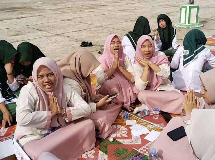 Siswa MAN 3 Kerinci Sampaikan Pesan Ramadhan 1447 H