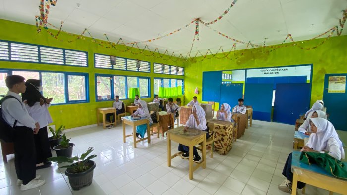Guru BK Dampingi Siswa Baru MAN 3 Kerinci Beradaptasi