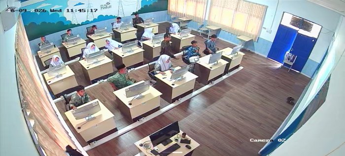 Tingkatkan Keterampilan Digital, Siswa Kelas X MAN 3 Kerinci Semangat Belajar Coding