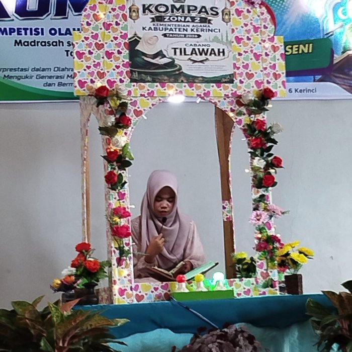 Tampil Mantap dan Syahdu, Siswi MAN 3 Kerinci Pukau Panggung Tilawah Putri