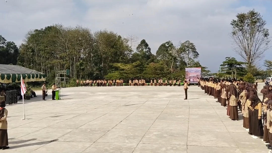 Upacara Peringatan Hari Pramuka Ke â€“ 63 di MAN 3 Kerinci Berlangsung Sukses