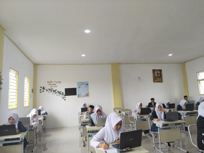 Hari Pertama Pelaksanaan OMI 2026 di MAN 3 Kerinci Berlangsung Lancar dan Tertib