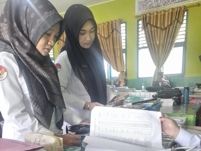 MAN 3 Kerinci Lakukan Pengecekan Rutin Dana Sosial