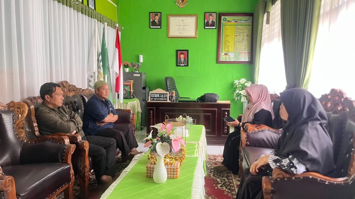 Komite Tinjau Perkembangan MAN 3 Kerinci
