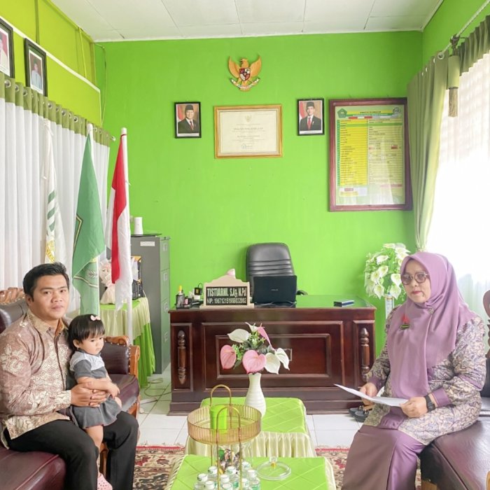 Panitia PPL IAIN Kerinci Serahkan Dokumen ke MAN 3 Kerinci