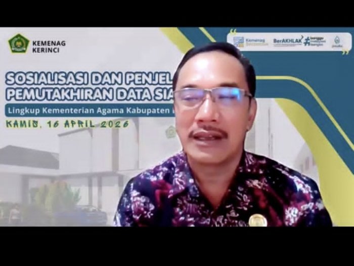 Staf MAN 3 Kerinci Ikuti Sosialisasi Pemutakhiran Data SIASN