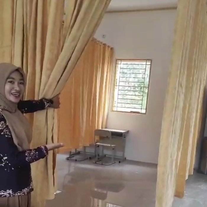 Progres Pembangunan Capai 89%, Ibu Reza Perkenalkan Ruang UKS/M Baru MAN 3 Kerinci Progres Pembangunan Capai 89%, Ibu Reza Perkenalkan Ruang UKS/M Baru MAN 3 Kerinci