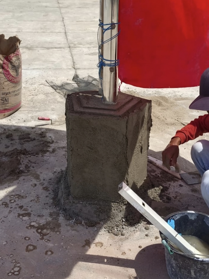 Pasang Tiang Bendera Baru MAN 3 Kerinci