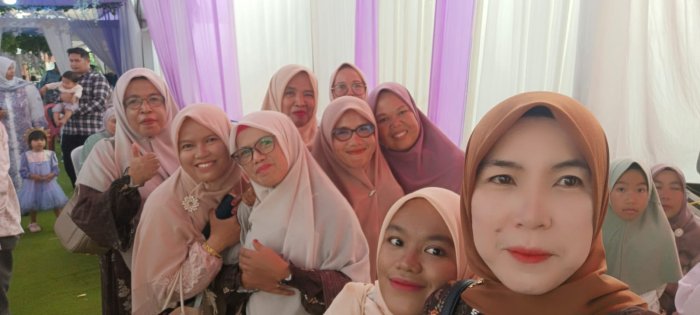 Kekompakan Guru MAN 3 Kerinci di Pernikahan Guru