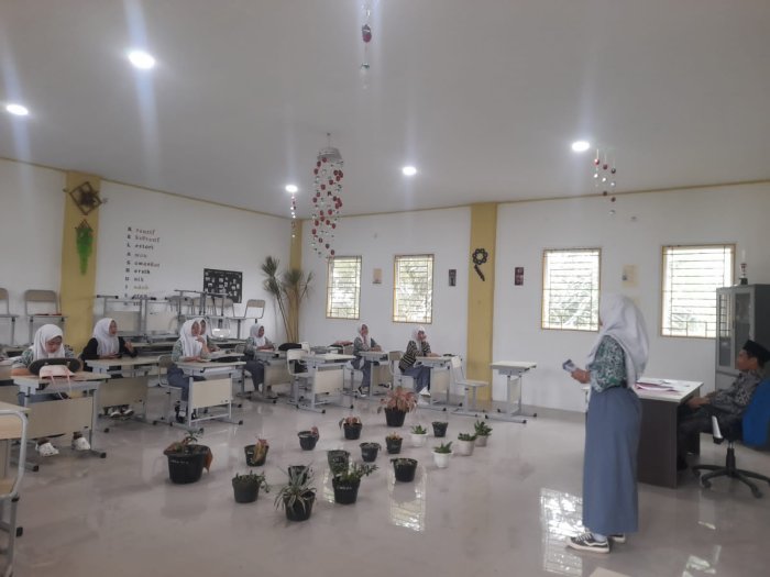 Siswa MAN 3 Kerinci Gelar Ujian Praktik Khutbah dan Kultum