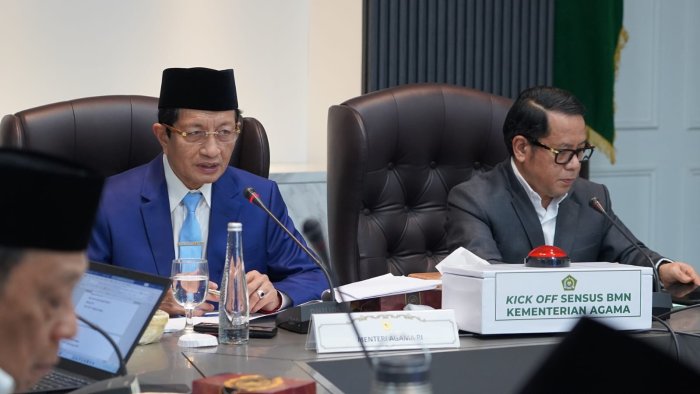 Kemenag Tegaskan Komitmen Layanan Publik: Menag Minta Jajaran Responsif dan Tuntaskan Setiap Aduan Masyarakat Kemenag Tegaskan Komitmen Layanan Publik: Menag Minta Jajaran Responsif dan Tuntaskan Setiap Aduan Masyarakat
