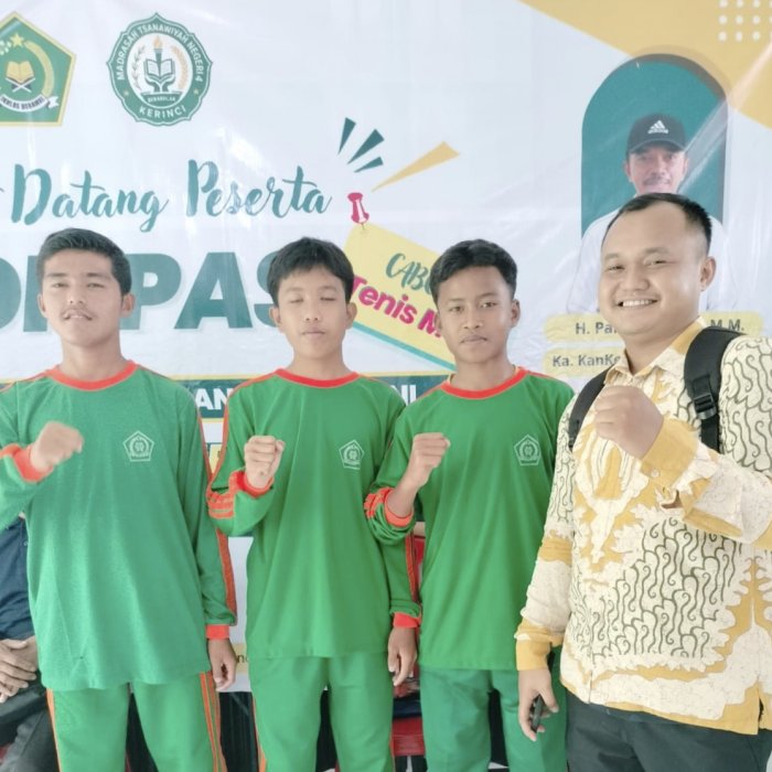 MAN 3 Kerinci Sabet Gelar 1 Emas Ganda dan 1 Perak Single di Cabang Tenis Meja KOMPAS Kemenag Kerinci MAN 3 Kerinci Sabet Gelar 1 Emas Ganda dan 1 Perak Single di Cabang Tenis Meja KOMPAS Kemenag Kerinci