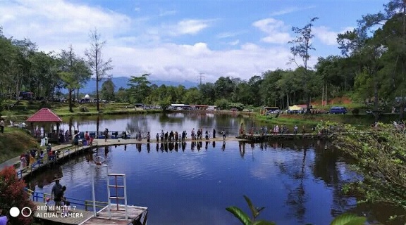 Taman Pertiwi Kerinci Jadi Favorit Liburan Keluarga Taman Pertiwi Kerinci Jadi Favorit Liburan Keluarga