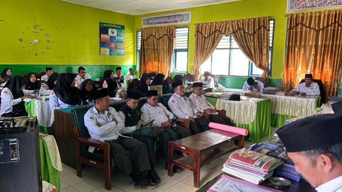 Rapat Pemilihan Wakil Man 3 Kerinci Digelar