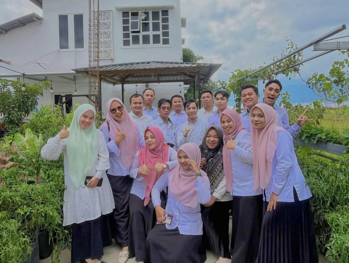 Kekompakan Pegawai MAN 3 Kerinci Dorong Prestasi Madrasah