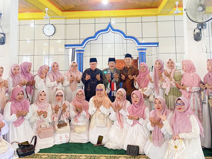 MAN 3 Kerinci Peringati Isra Miraj di Masjid Al-Furqon dengan Khidmat