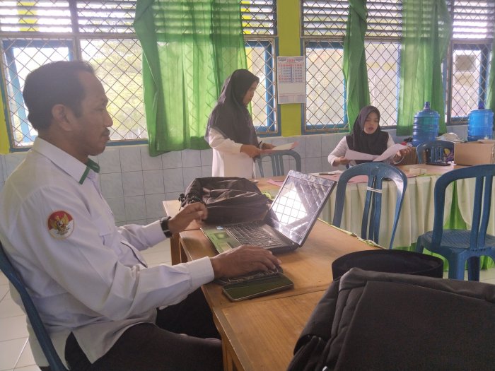 Ketua Panitia Pastikan Ujian Madrasah MAN 3 Kerinci Berintegritas